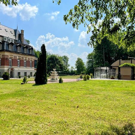 Chateau De Moliens Экстерьер фото